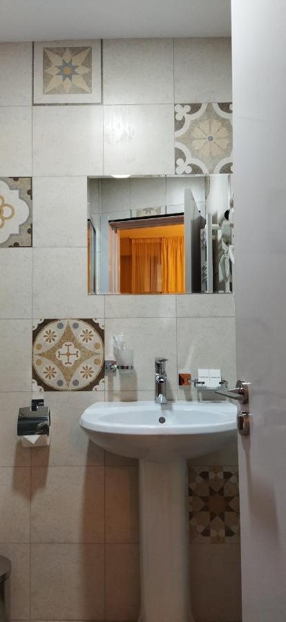 Vere Corner Hotel Tbilisi Eksteriør billede